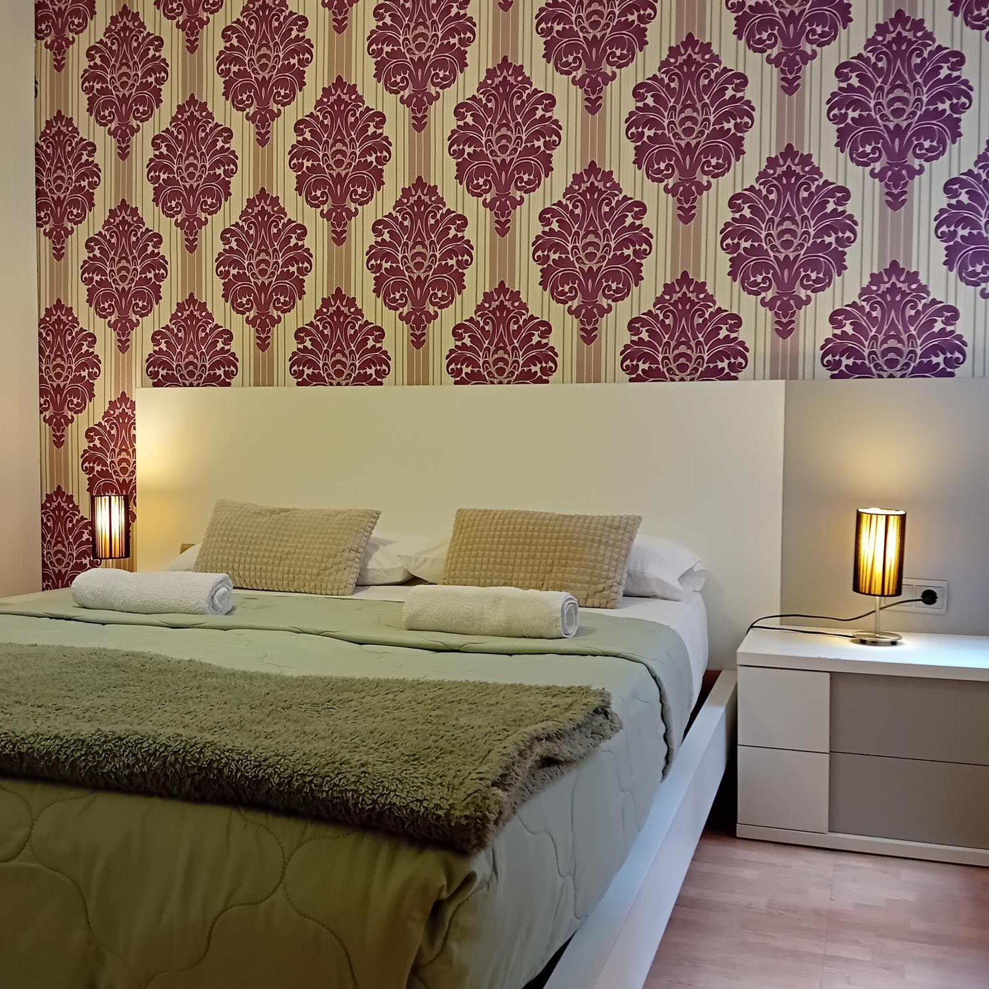 Amplio Apartamento Centro De Аліканте Екстер'єр фото